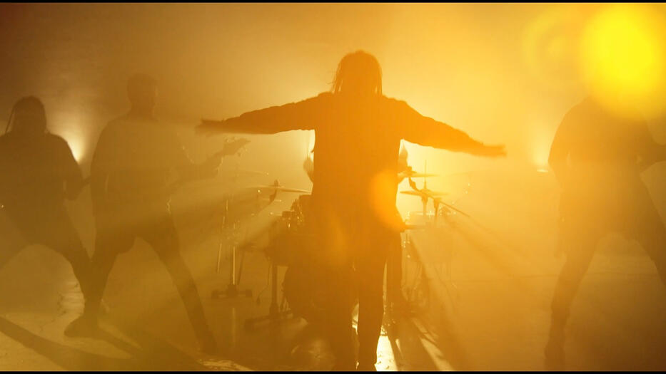 Can&#39;t Feel The Sun